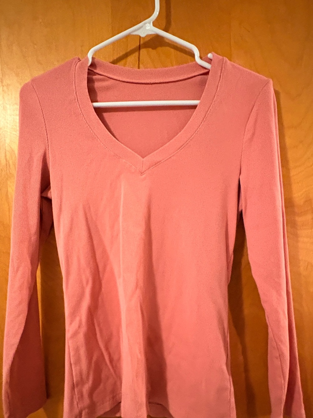 Women's V-Neck Long Sleeve Top - Pink